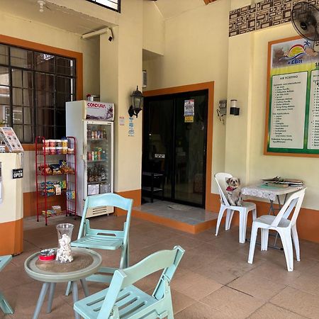 Andresas Homestay Лобок Екстер'єр фото