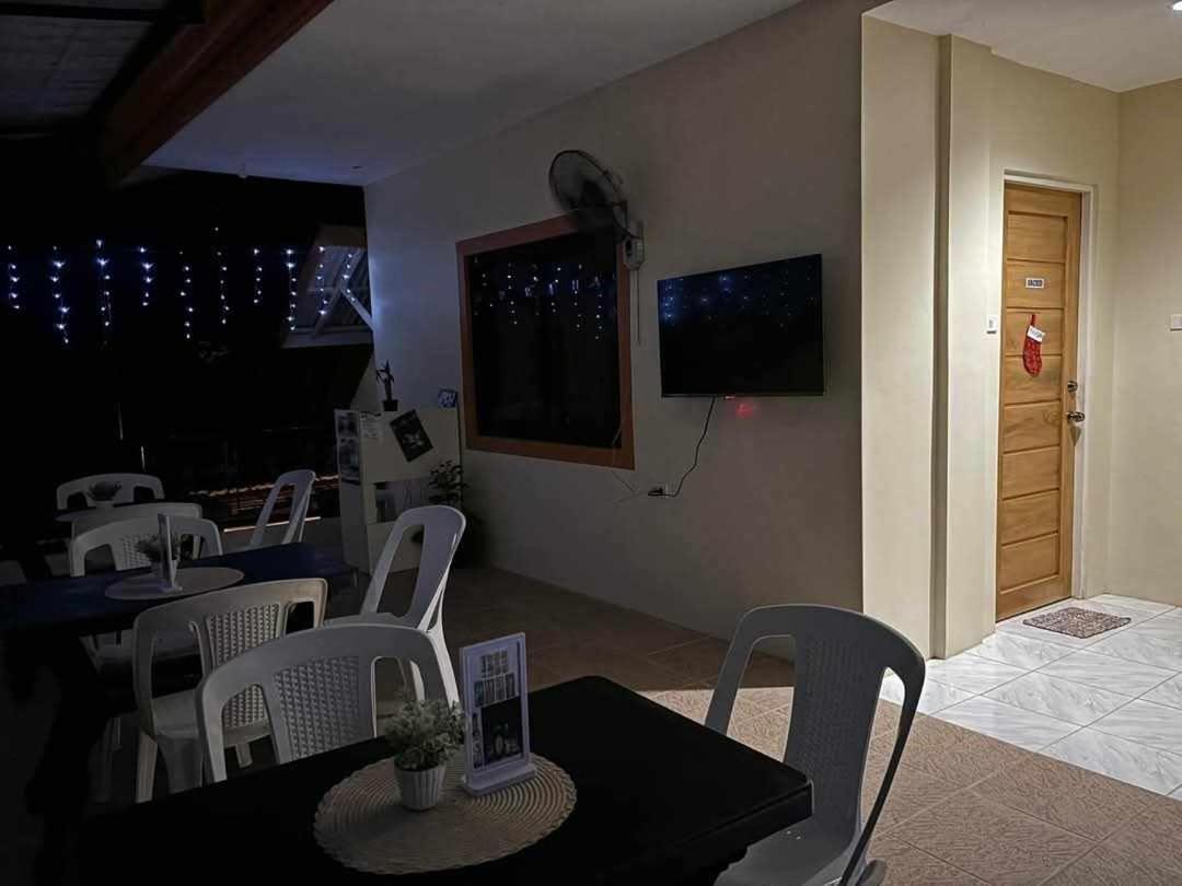 Andresas Homestay Лобок Екстер'єр фото