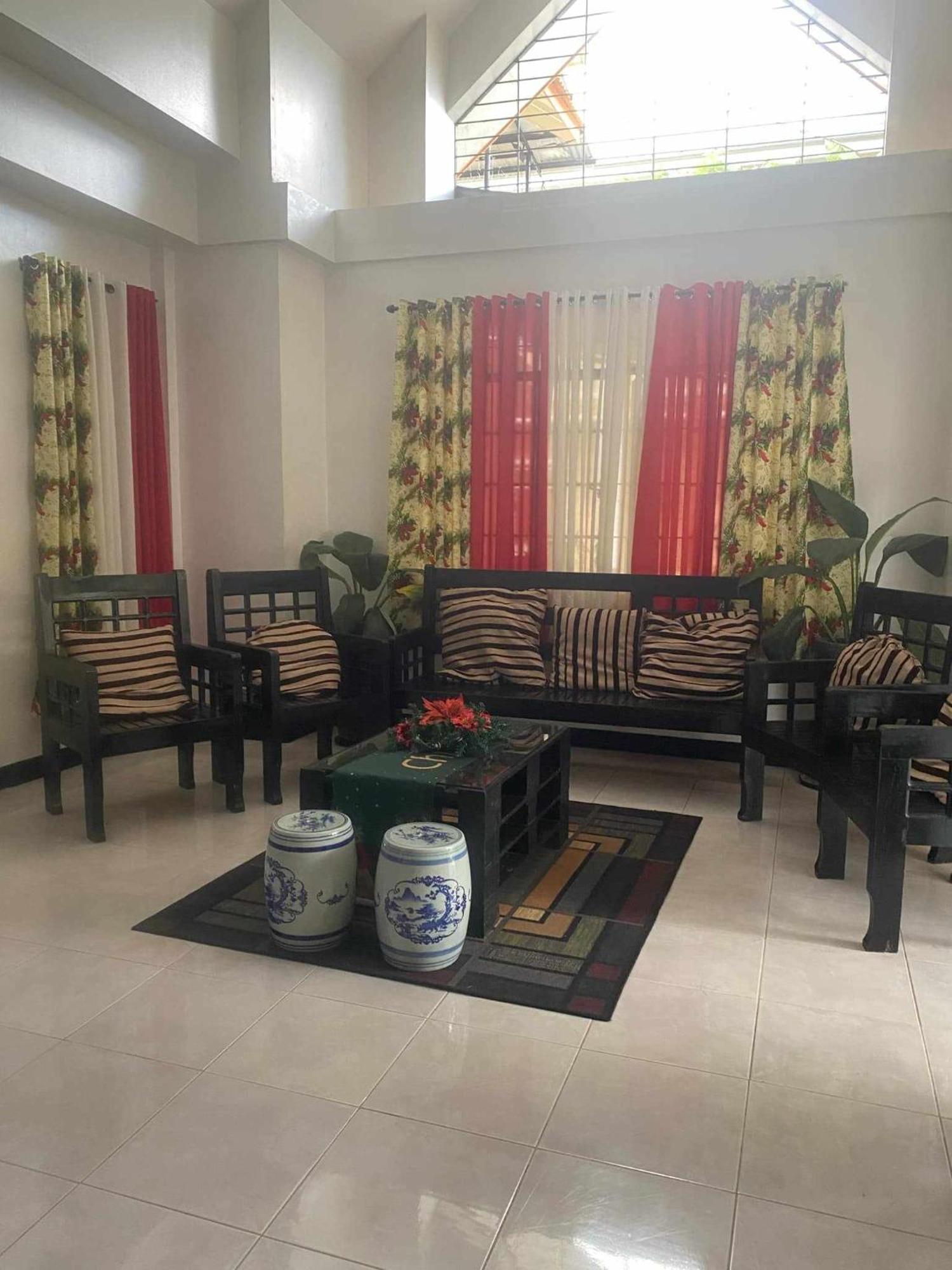 Andresas Homestay Лобок Екстер'єр фото