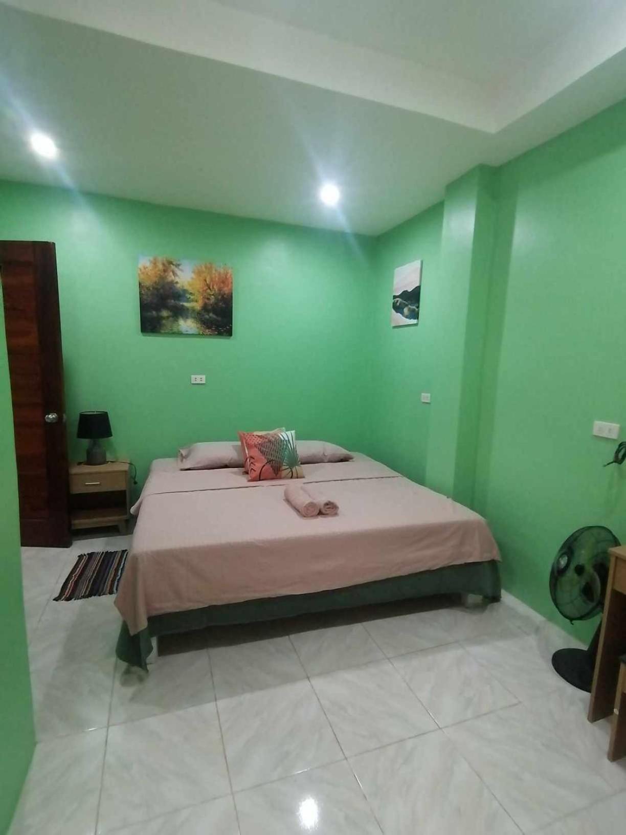 Andresas Homestay Лобок Екстер'єр фото